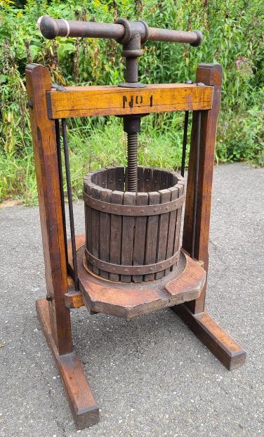 Antique Keystone Farm No. 1 Fruit Press (1 of 8)