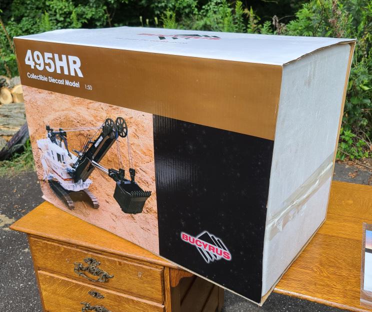 Bucyrus 495 HR Electric Mining Shovel Diecast Model -: Description: This lot includes a 495 HR electric mining shovel diecast model by Bucyrus. This model is extremely high quality and very detailed. Never been opened before todays photographing, model is