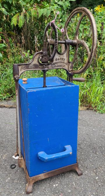 Dazey Butter Churn No. 63B (1 of 8)
