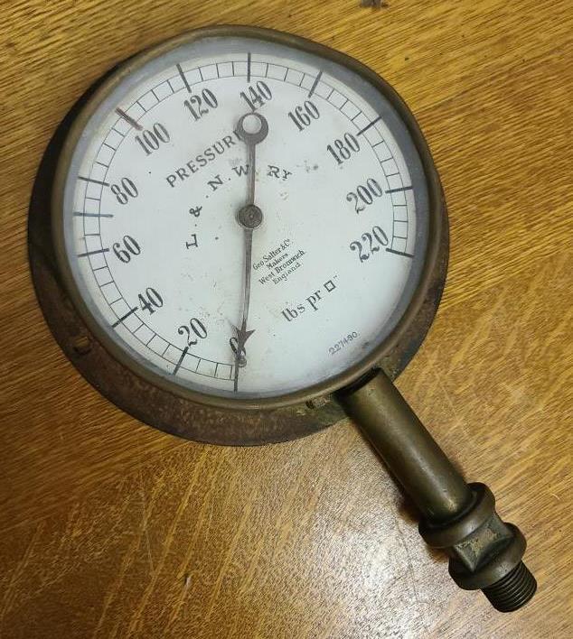Antique 1920s Brass Geo Salter & Co. Air Pressure Gauge (1 of 6)
