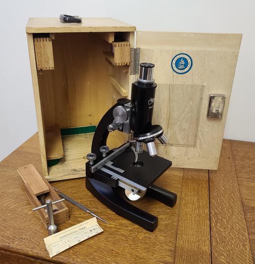 Yashima Tokyo Laboratory Microscope with Case (1 of 8)