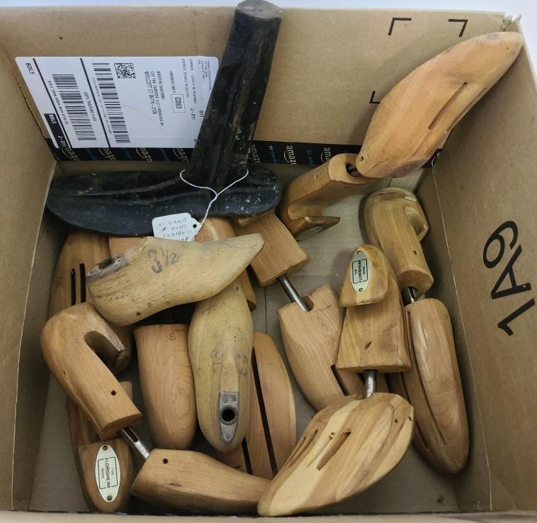 Lot of Antique Shoe Makers Molds: Description: This lot inlcudes a grouping of antique shoe makers molds. Types and styles vary. You get all you see pictured, 11 pieces total.Condition: All pieces appears to be in good condition with 