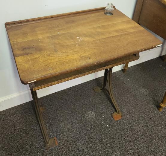 Antique Wood & Cast Iron Schoolhouse Desk (1 of 6)