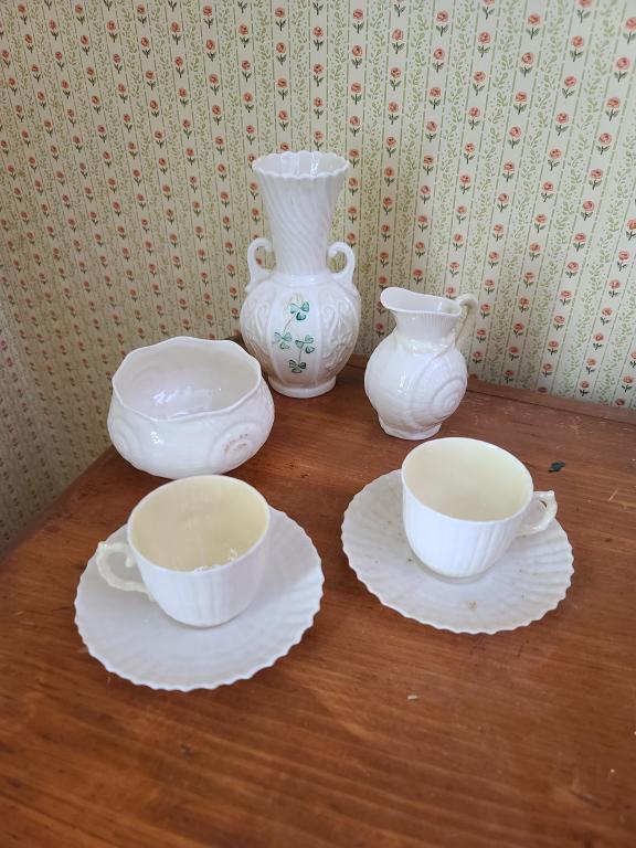 Grouping of Belleek China (1 of 5)