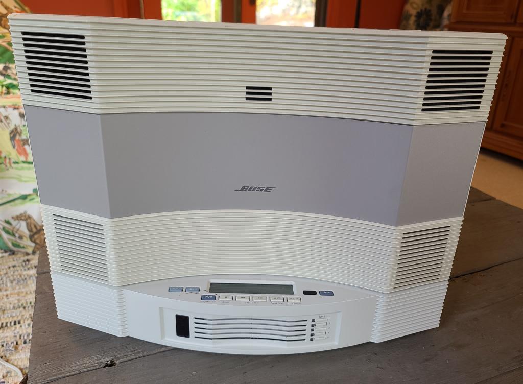 Bose AcousticWave Stereo System w/ CD Changer (1 of 6)