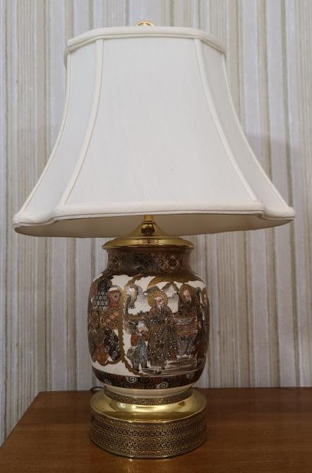 Painted Oriental Porcelain Table Lamp (1 of 7)