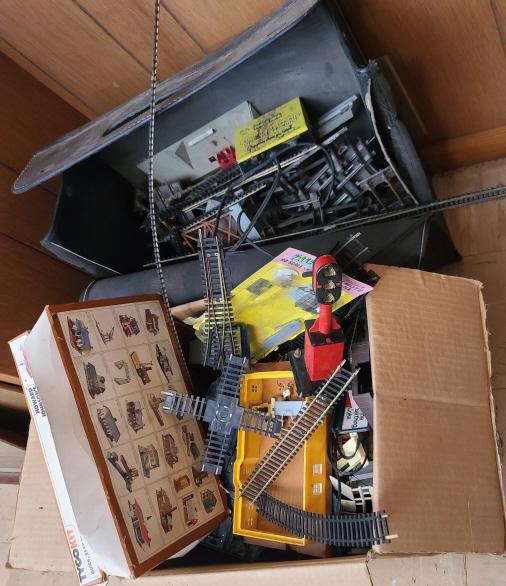 2 Boxes Of Vintage & Antique Model Trains