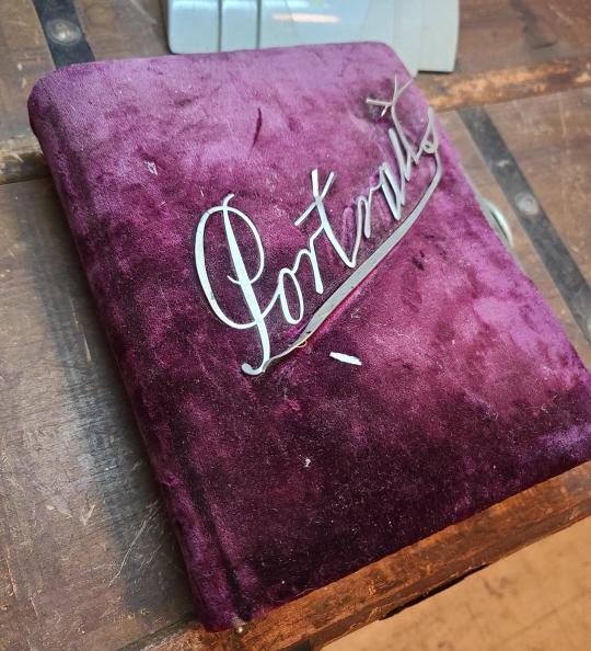 Antique Portrait Book Full of Photos (1 of 6)