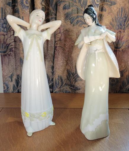 Pair of Royal Doulton Reflections Figures - 3107 & 3092 (1 of 8)