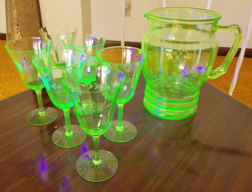 Depression Era Green Uranium Glass Pitcher Set (1 of 6)