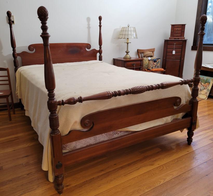 Solid Cherry 4 Post Queen Size Bed Frame (1 of 3)