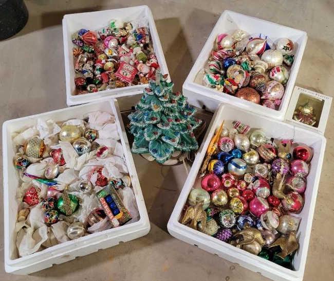 Vintage Christmas Lot (1 of 14)