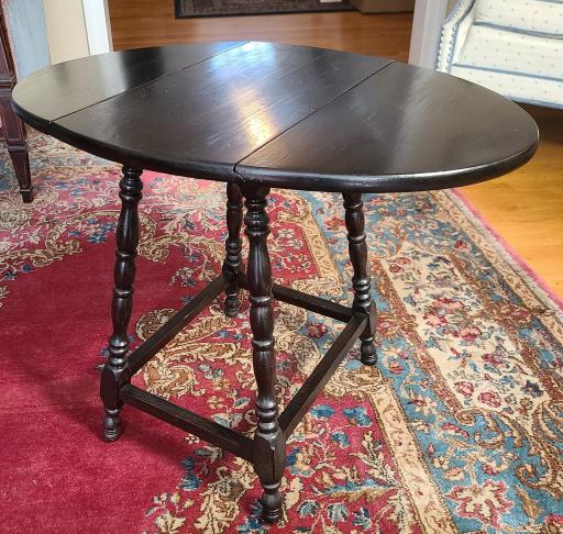 Small Antique Drop Leaf Side Table (1 of 5)