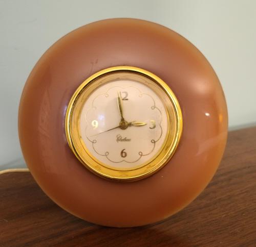 MCM Chelsea Model VE Desk Clock (1 of 6)