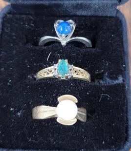 Lot of 3 Gold Estate Jewelry Ladies Gemstone Rings (1 of 12)