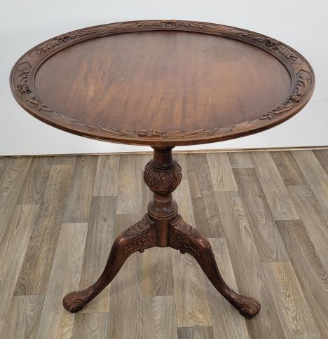 "True Grand Rapids" Carved Walnut Side Table (1 of 10)