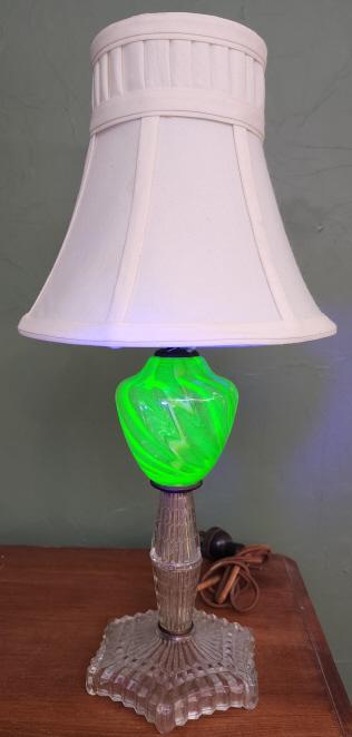 Vintage Uranium Glass Table Lamp (1 of 4)