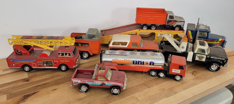 7pc Lot of Vintage Toy Trucks (1 of 7)