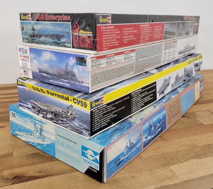 4pc. Vintage Military Model Kits - Lot 27 (1 of 5)