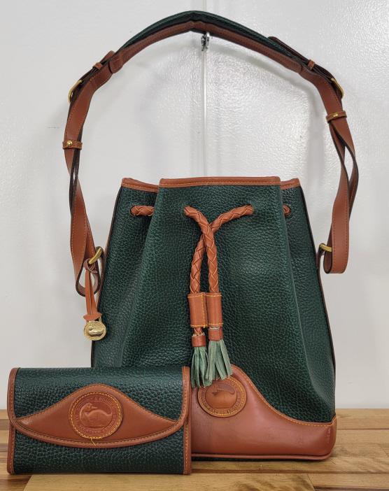 Vintage Dooney & Bourke Green Pebble Bucket Bag (1 of 13)