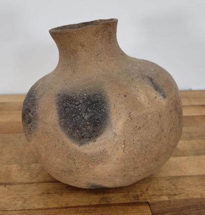 Prehistoric Native American Pottery Vessel (1 of 7)