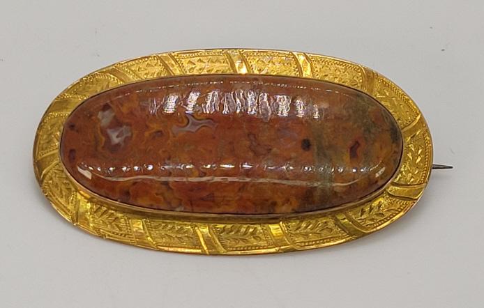 Antique 9k Yellow Gold & Agate Brooch (1 of 8)