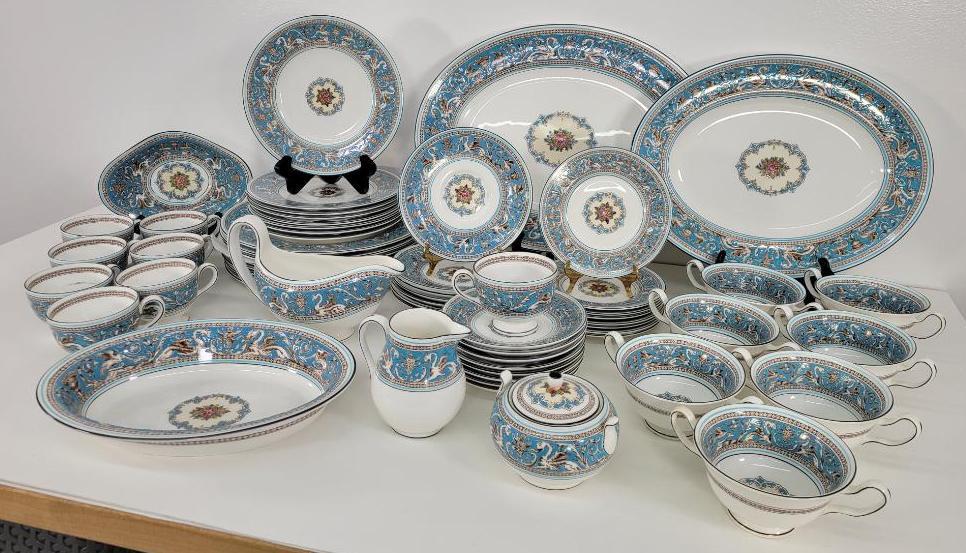 Wedgwood Florentine Turquoise - Service for 12 (1 of 11)