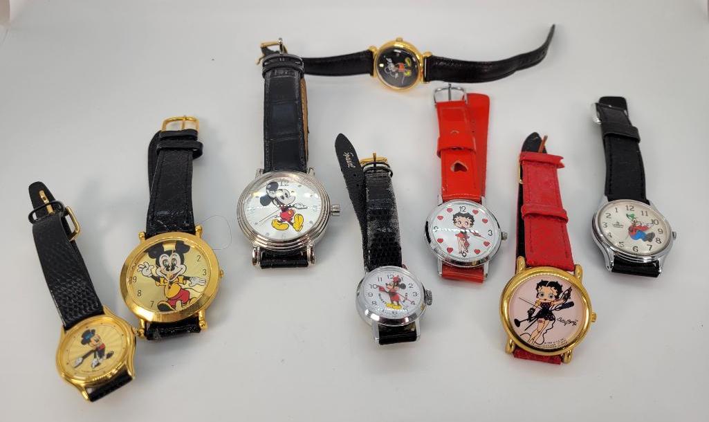 Grouping of 8 Collectors Watches (1 of 6)