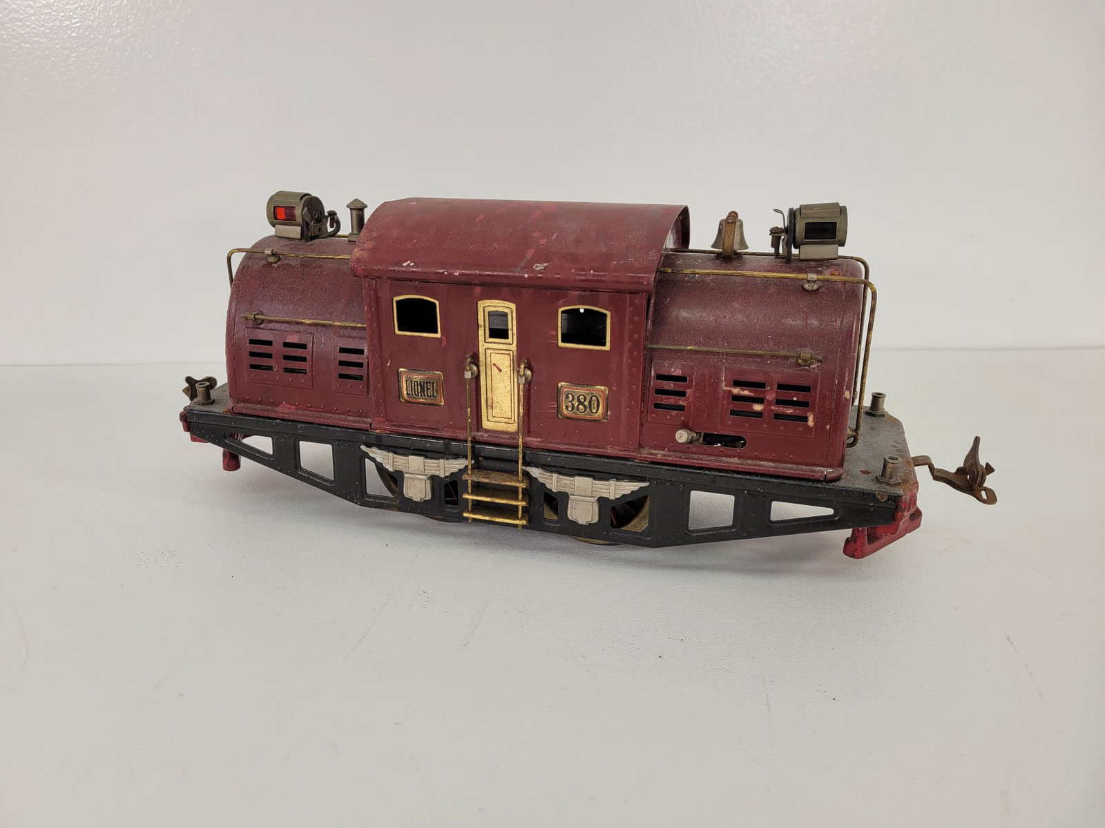 Standard Gauge Lionel No. 380 Locomotive Engine (1 of 8)