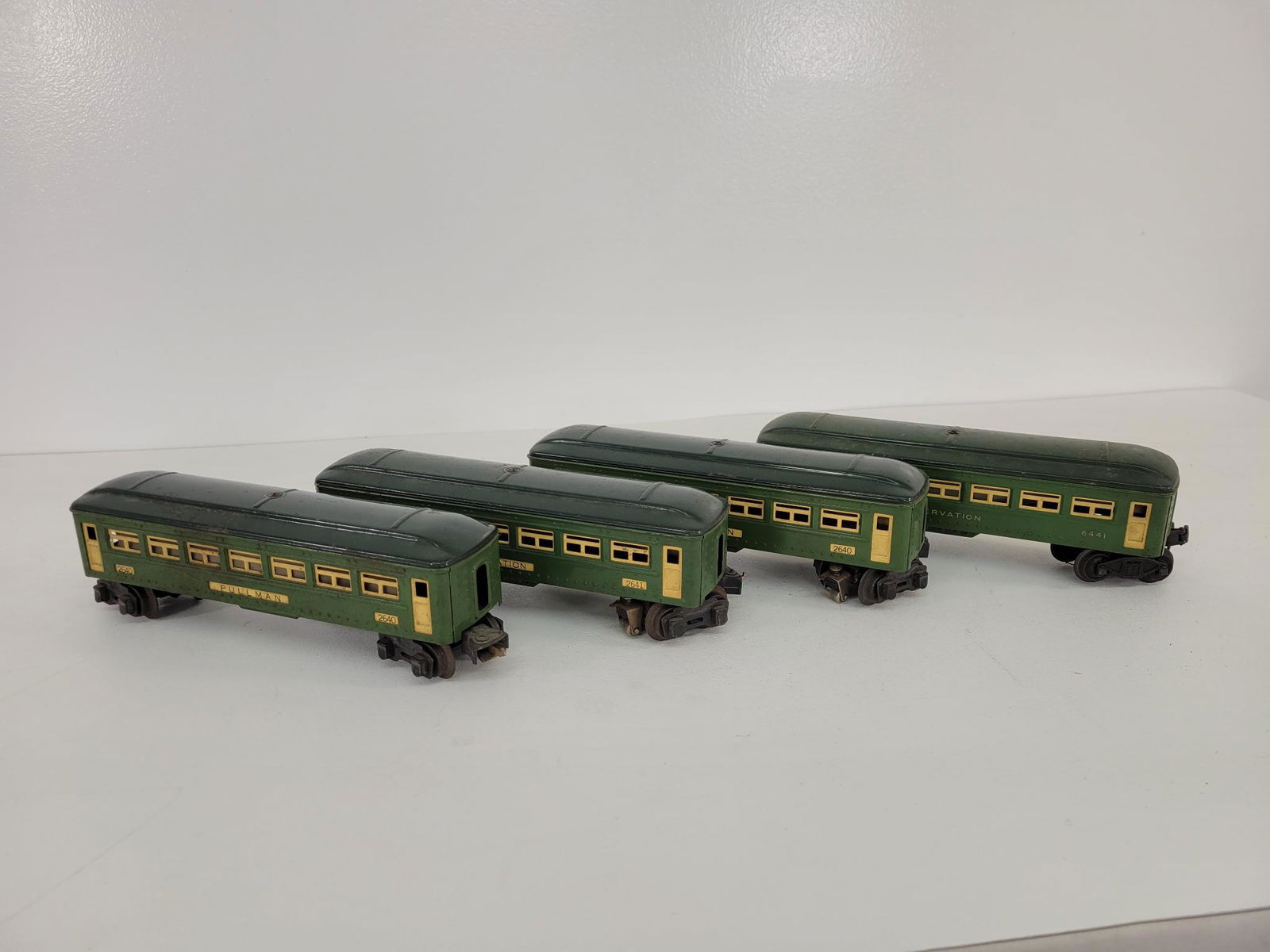 Lot of Pre-War Lionel "O-27" Gauge Model Trains (1 of 10)