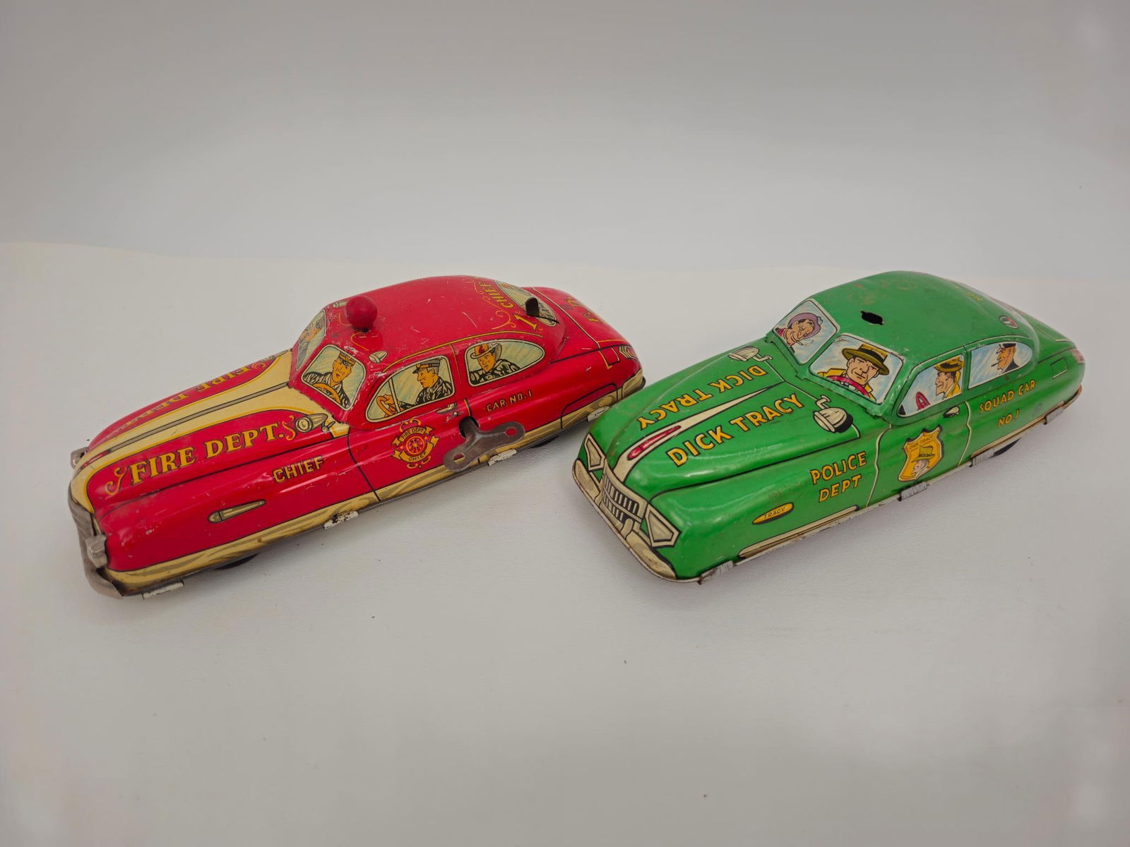 (2) Two Marx Tin Lithograph Wind-Up Cars (1 of 9)