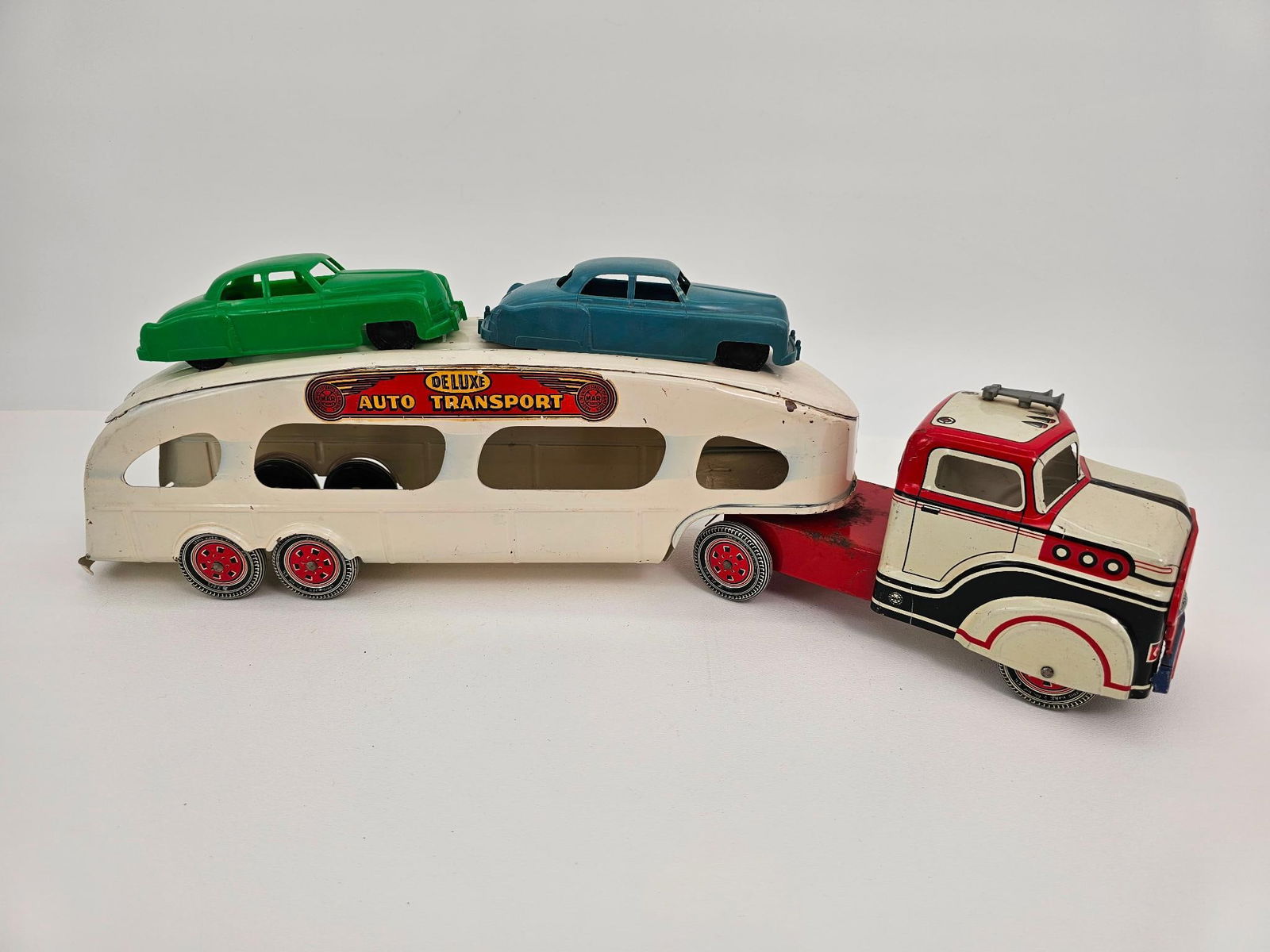 Marx Pressed Steel Deluxe Auto Transport Truck (1 of 8)