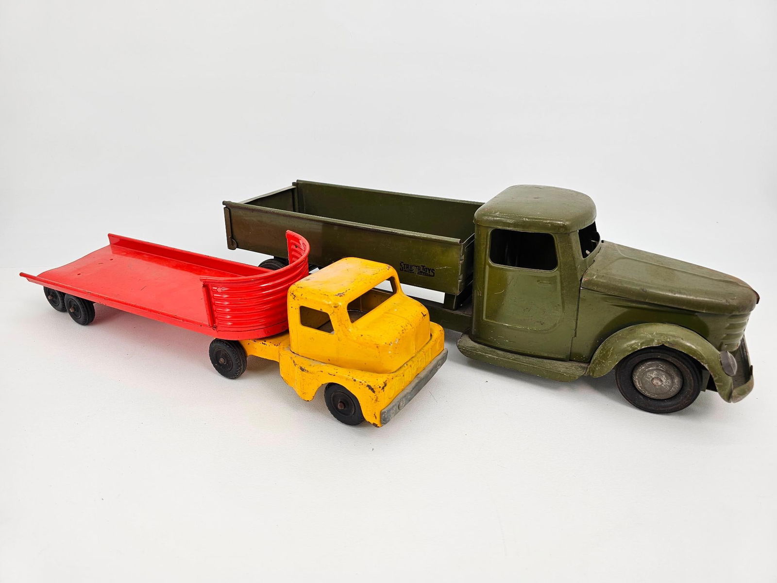 (2) Two Structo Pressed Steel Toy Trucks (1 of 9)
