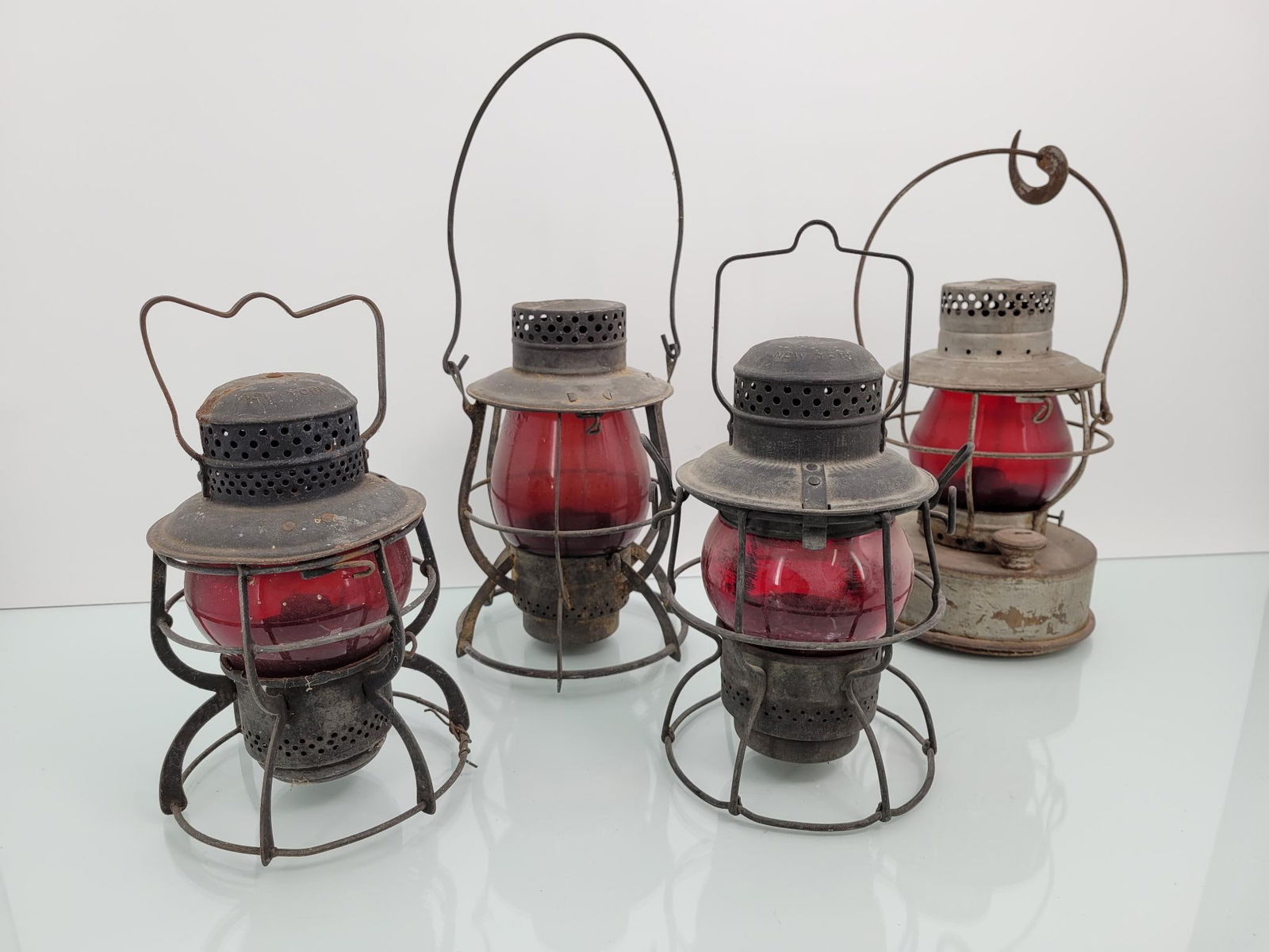 Lot of 4 Antique Railroad Lamp w/ Red Shades (1 of 11)