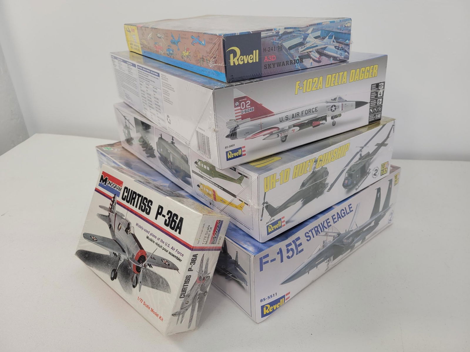 Lot #7 - Vintage Model Kits - Sealed & Unopened (1 of 7)