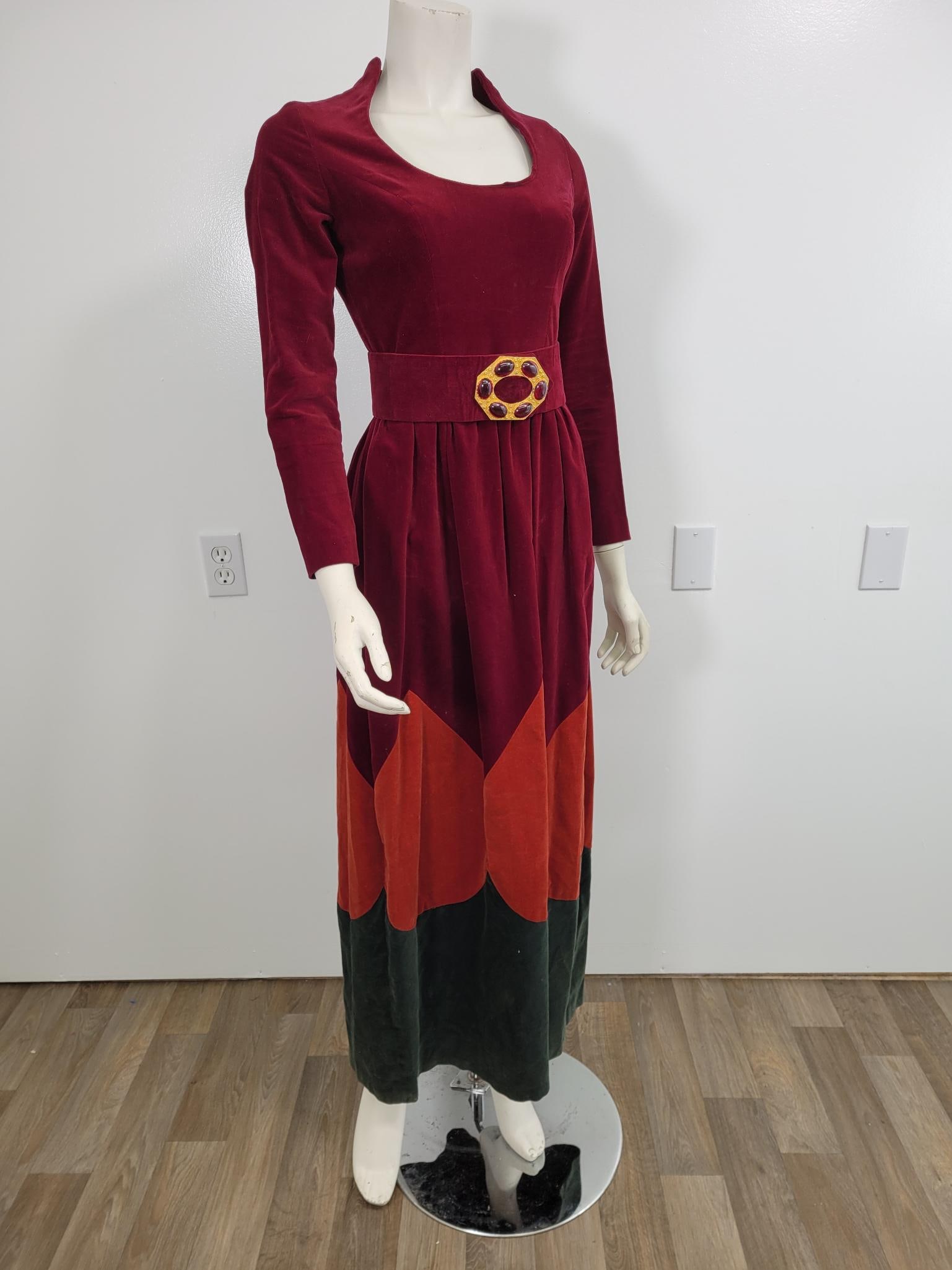 Unique70s Style Velvet Maxi Dress (1 of 15)