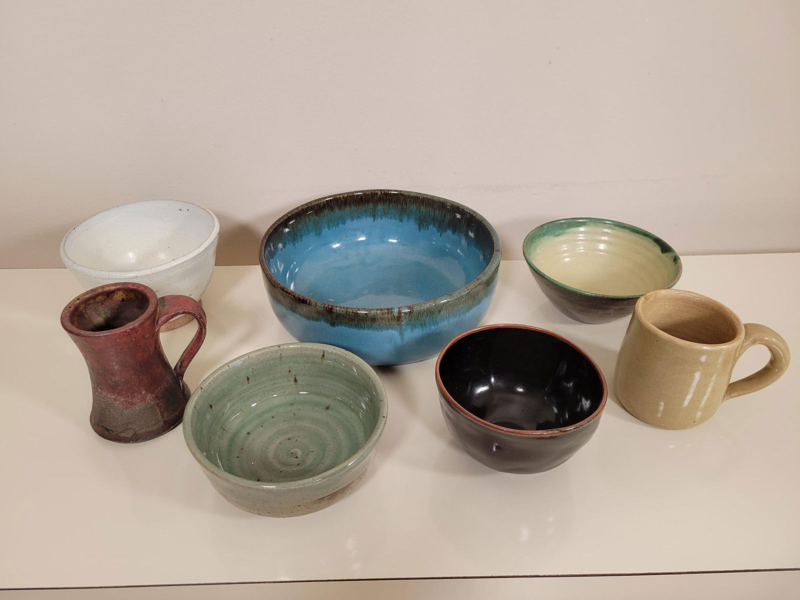 7pc Grouping of Vintage Art Pottery (1 of 20)
