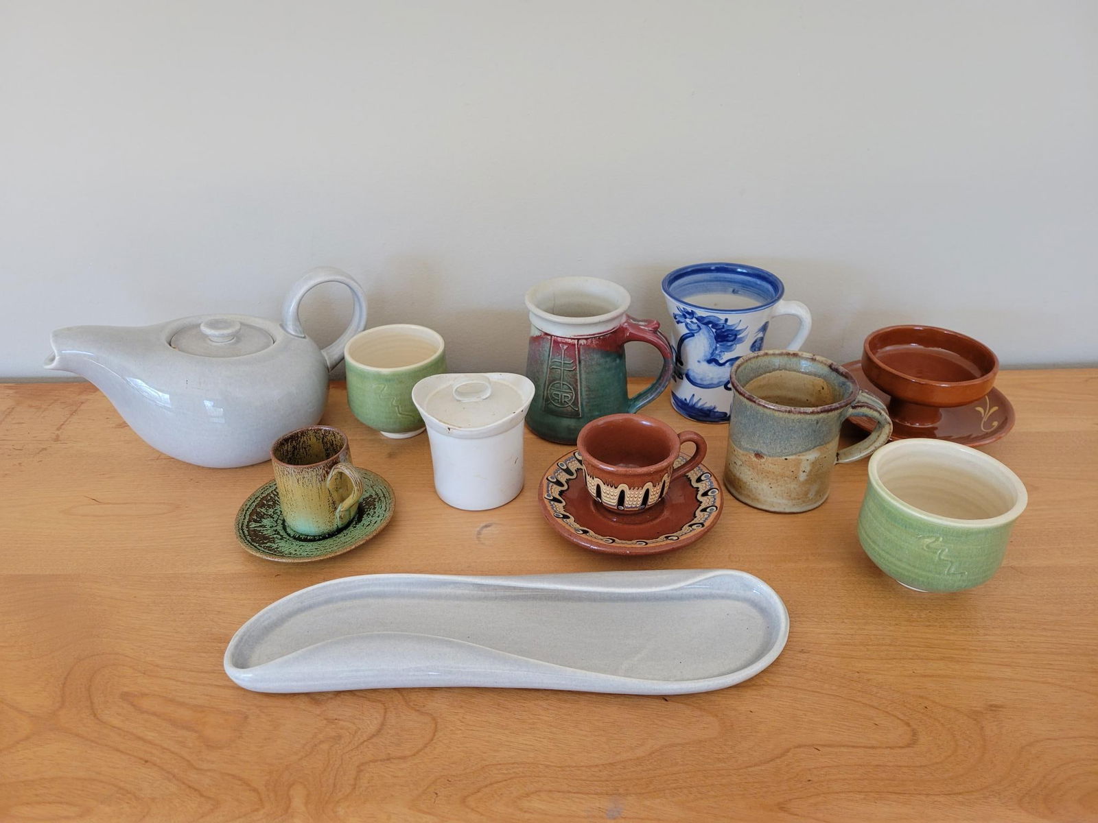 Vintage Ceramics & Dishware (1 of 20)