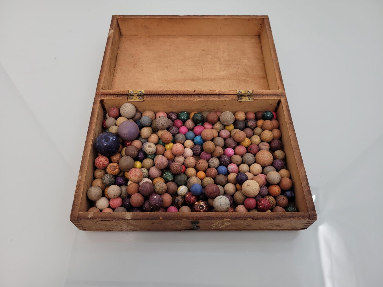 Antique Wooden Box of Clay Mable's (1 of 6)