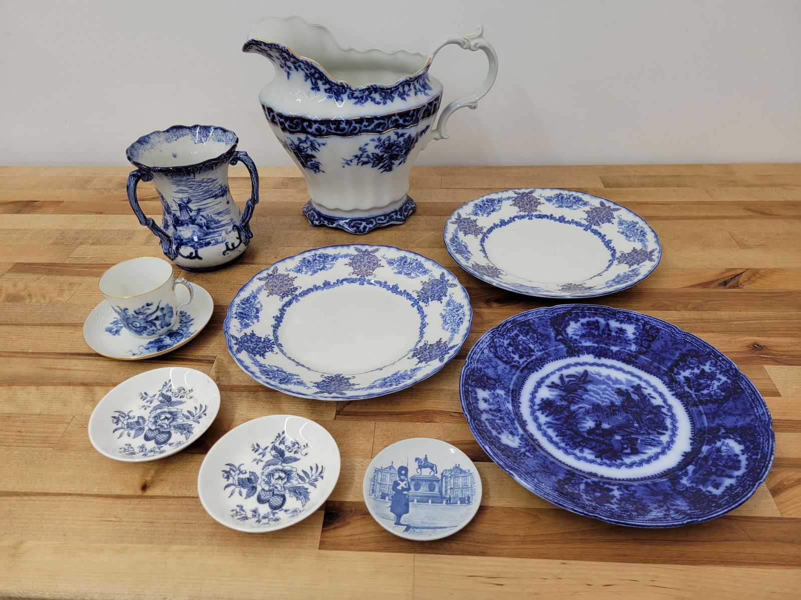 Estate Lot of Antique Blue & White China (1 of 20)