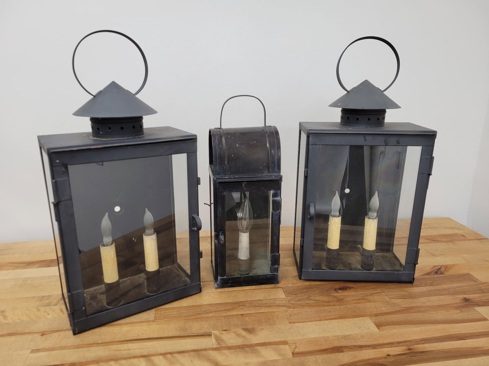Lot of 3 Black Painted Barn Lanterns (1 of 20)
