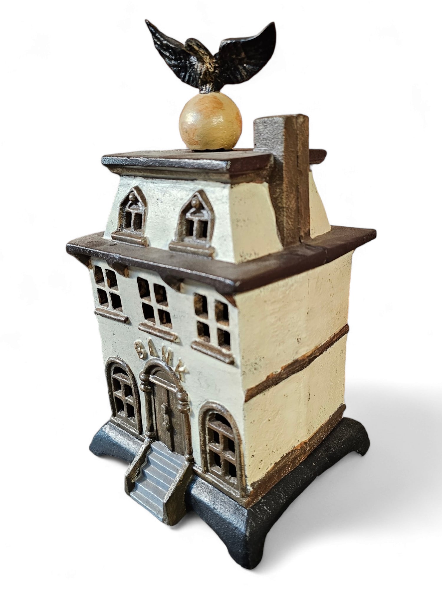 Vintage Cast Iron Bank (1 of 11)