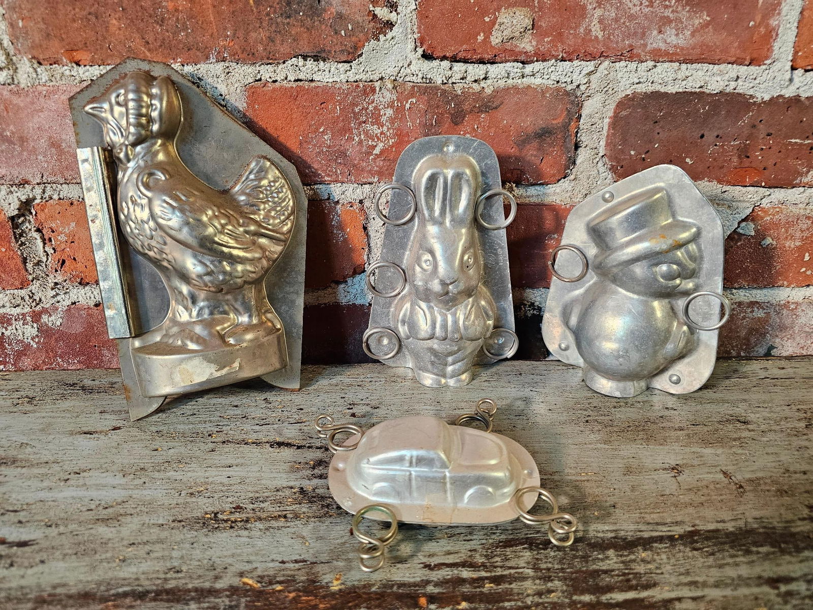 (4) Four Vintage Chocolate Molds (1 of 15)