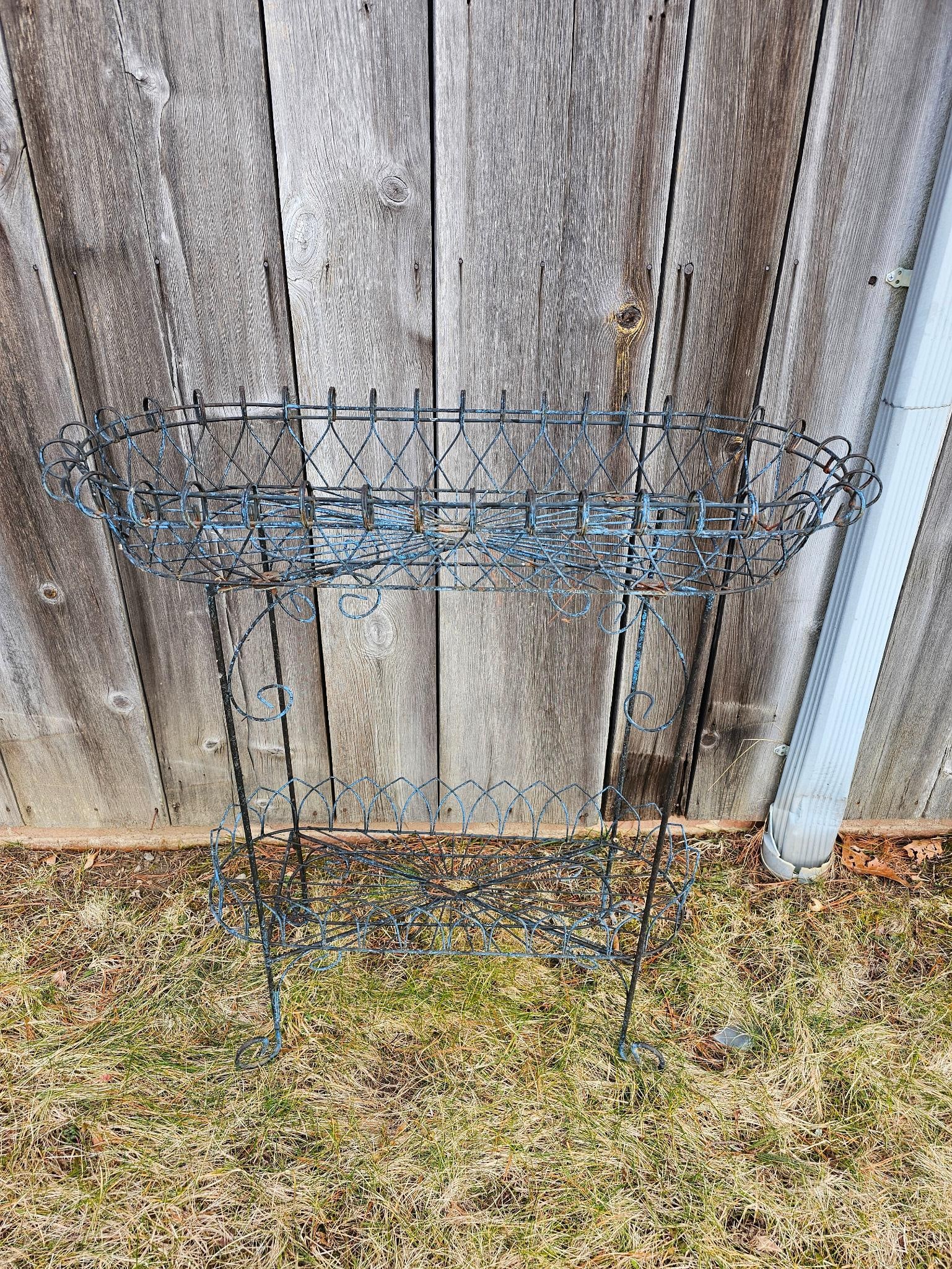 Vintage Wirework Metal Planter (1 of 3)