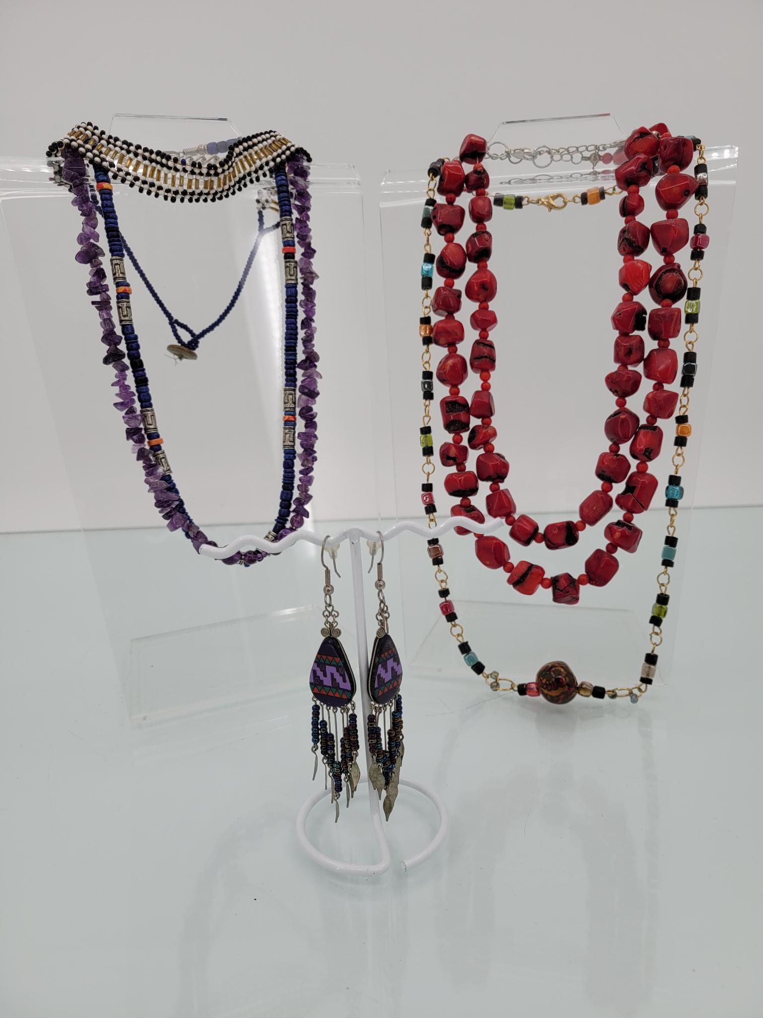 Lot Of Vintage Organic Jewelry (1 of 7)