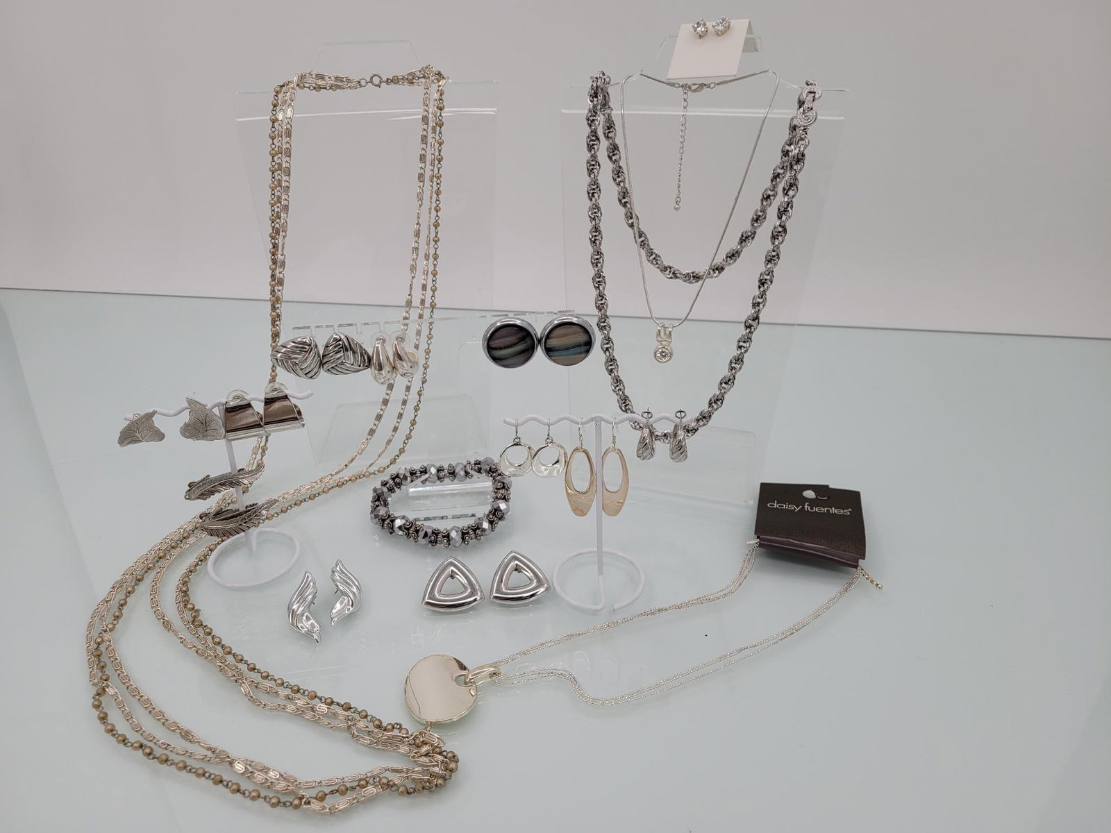 Contemporary and Vintage Silver Toned Lot (1 of 12)