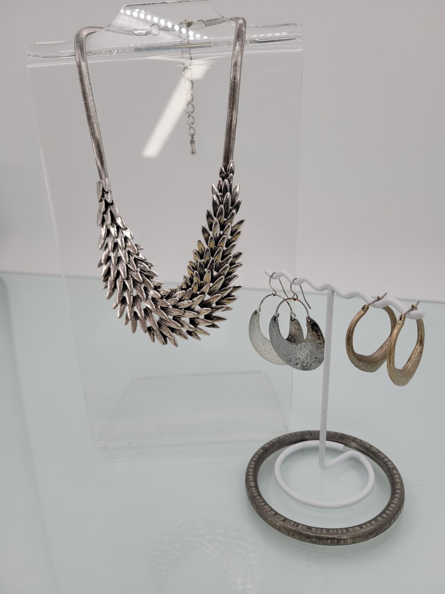 Hammered Metal Boho Lot: Description: Lot includes heavy scale like necklace, pair of hammered metal hanging earrings and a rough hammered metal bangle