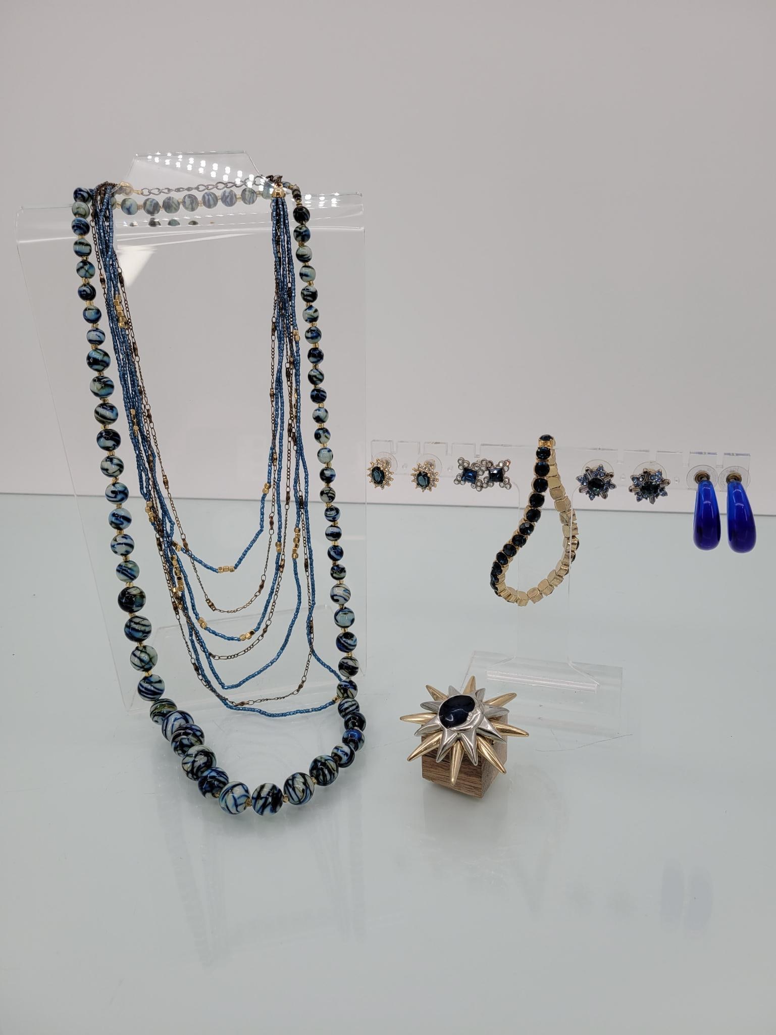 Royal Blue And Gold Toned Jewelry Lot (1 of 7)