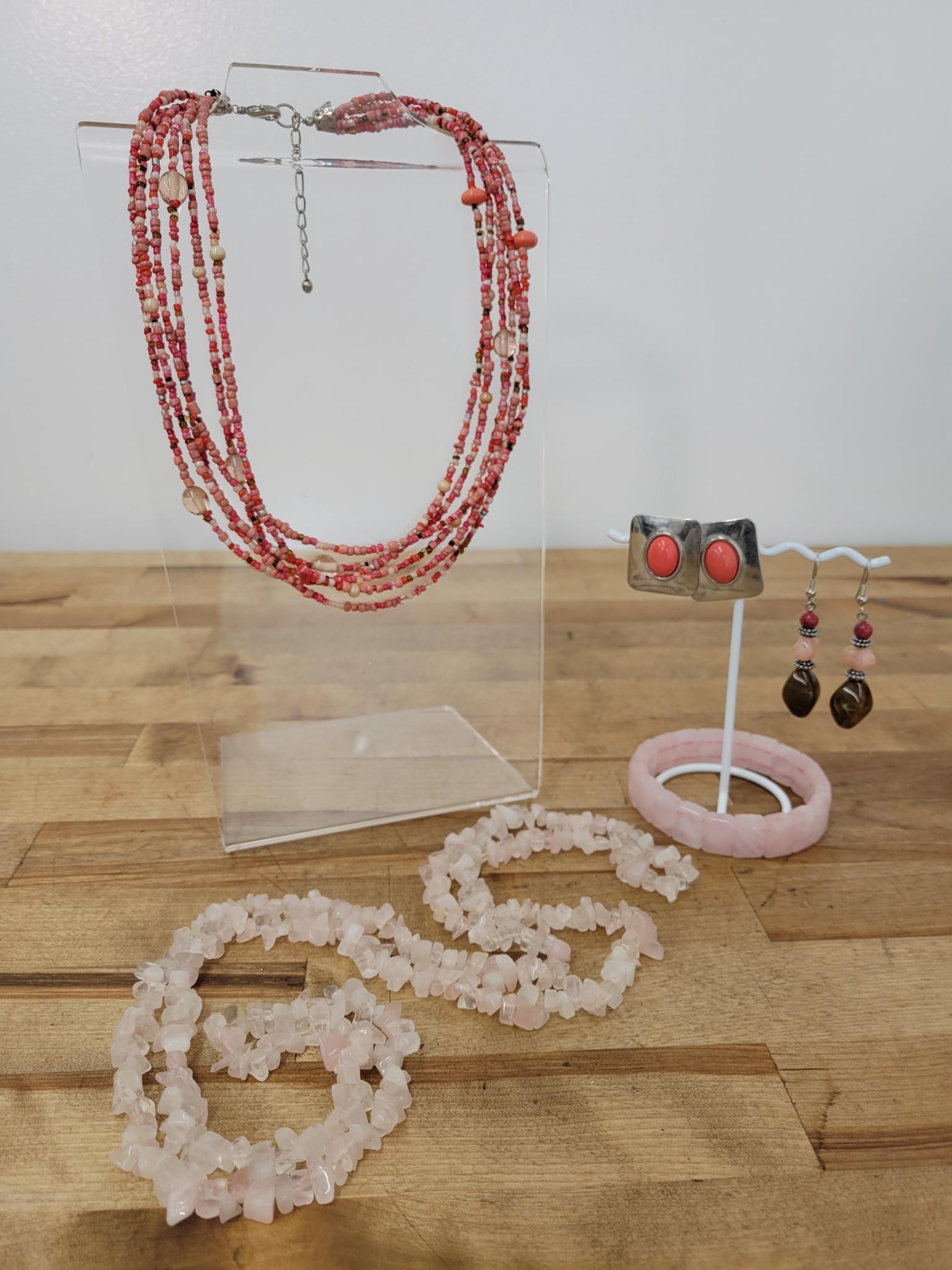 Pretty In Pink (Quartz) (1 of 8)