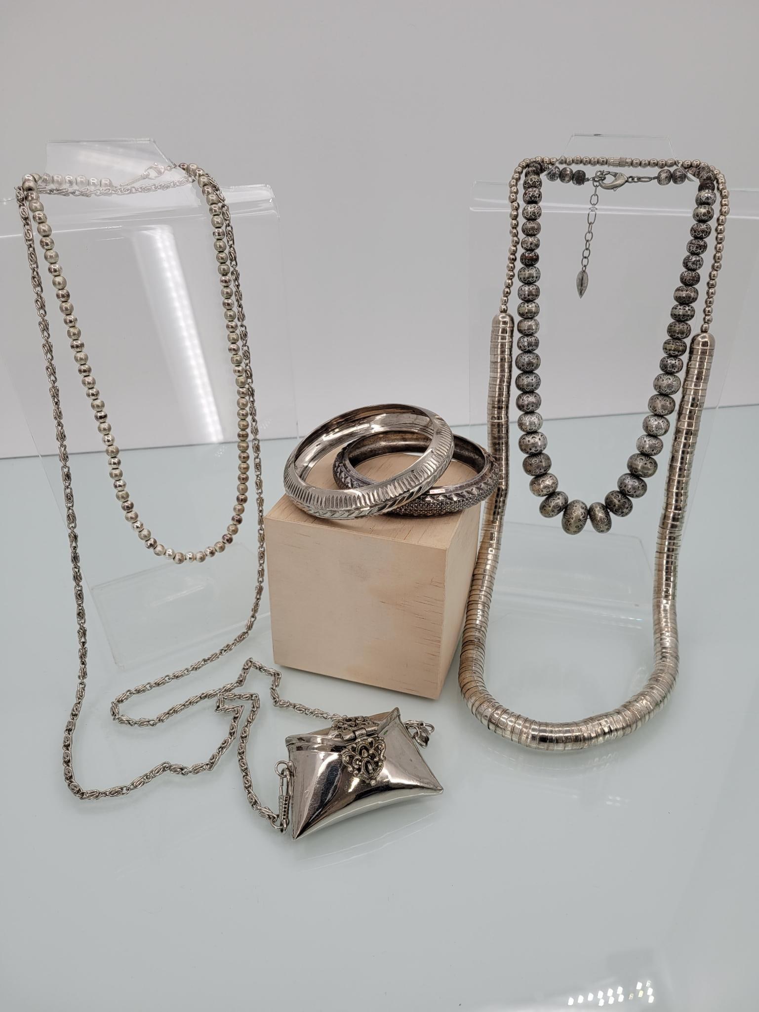 Heavy Silver Toned Vintage Boho Lot (1 of 9)